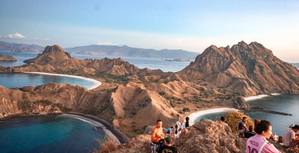 padar komodo tour